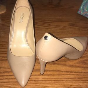 Michael Kors Size Seven Nude/Beige Heels